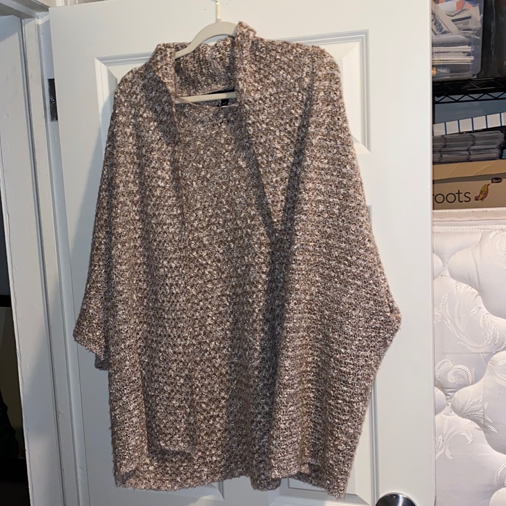 Lane Bryant 14/20 Tan Throw